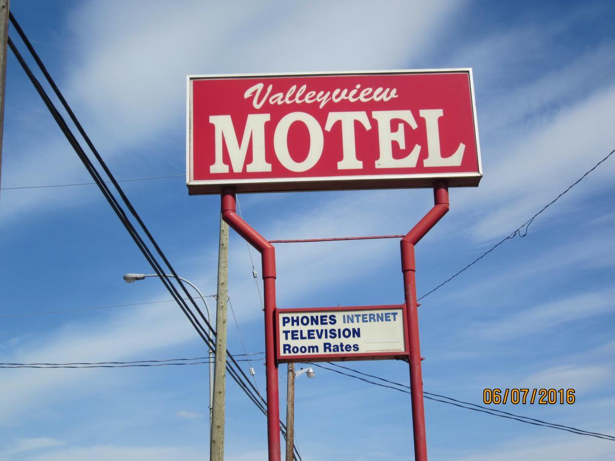 Valleyview Motel Уилямс Лейк Екстериор снимка