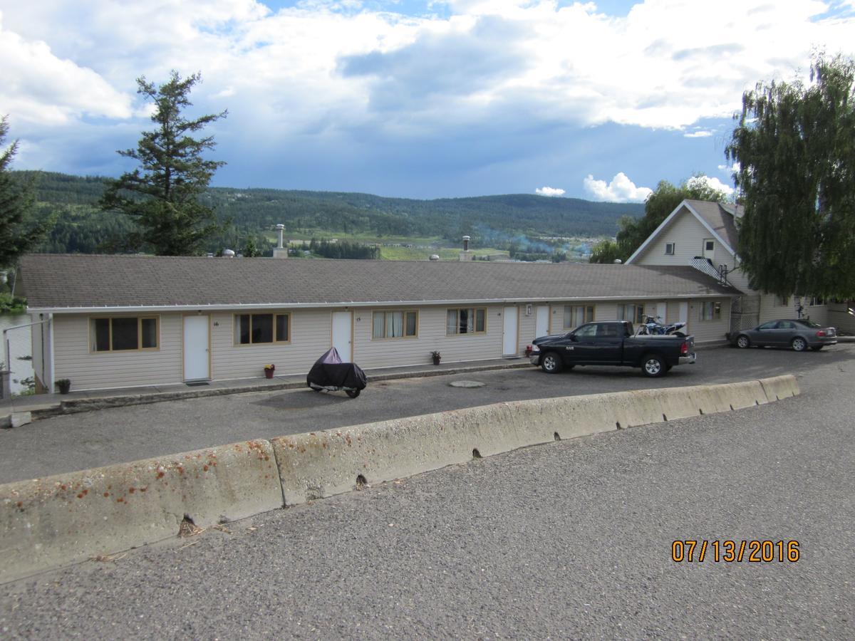 Valleyview Motel Уилямс Лейк Екстериор снимка